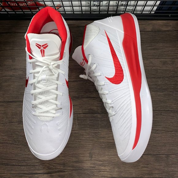 Kobe AD Mid University Red main image 5